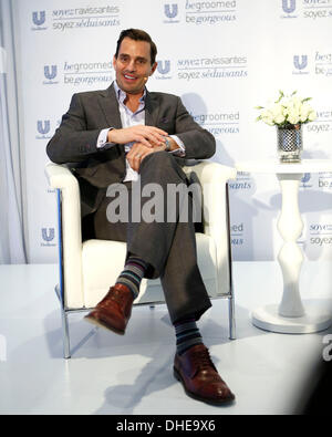 Toronto, Canada. 7 Nov 2013. La Unilever Canada svelare nuovi 2014 Bellezza e innovazioni Grooming anteprima media lancio ad Andrew Richard disegni con La reality TV stelle Giuliana e Bill Rancic. Credito: EXImages/Alamy Live News Foto Stock