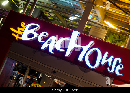 Il 'Beach House' centro divertimenti a Glenelg, Adelaide. Il South Australia è più popolare località area di intrattenimento. Foto Stock