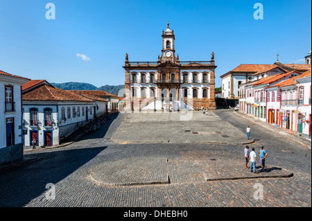 Tiradentes Plaza e Da Inconfidencia Museum, Ouro Preto, Sito Patrimonio Mondiale dell'UNESCO, Minas Gerais, Brasile Foto Stock