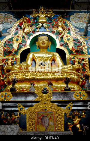 Buddista di Tempio Dorato a Bylakuppe, Coorg, Karnataka, India, Asia Foto Stock