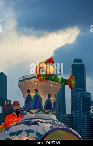 Fiume Hongbao carnevale durante il Nuovo Anno Cinese, 2013, sulla spianata, Singapore. Foto Stock
