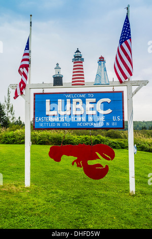 Il segno di benvenuto per Lubec, Maine il punto più ad oriente negli Stati Uniti. Foto Stock