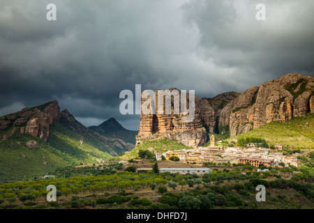 Mallos de Agüero, Huesca, Aragona, Spagna. Foto Stock