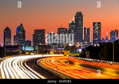 Lo skyline di Dallas all'alba Foto Stock