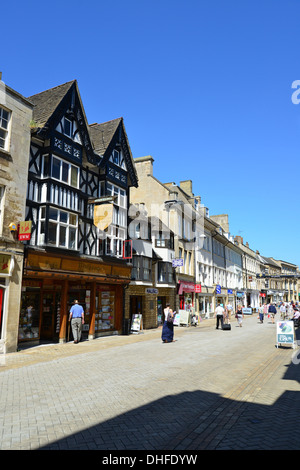 High Street, Stamford, Lincolnshire, England, Regno Unito Foto Stock