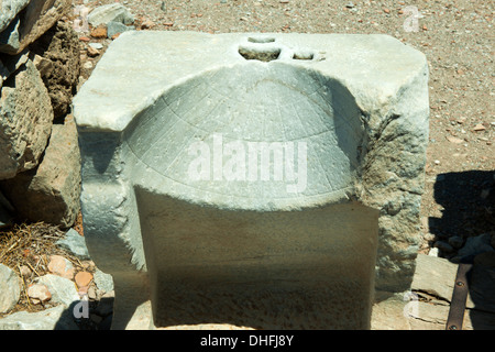 Asien, Türkei, Provinz Mugla, Resadiye-Halbinsel (Datca-Halbinsel), Knidos, Sonnenuhr Foto Stock