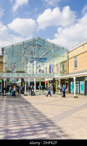 Merseyway Shopping Centre, Stockport, Greater Manchester, Inghilterra Foto Stock