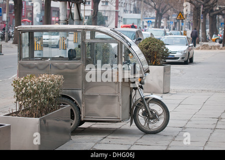 Tre wheeler motociclo rickshaw a Pechino in Cina Foto Stock