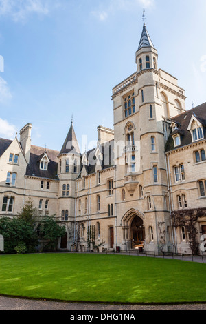 La parte anteriore del quadrangolo di Balliol College, il più antico collegio nell'Università di Oxford, Oxfordshire, Inghilterra, GB, UK. Foto Stock