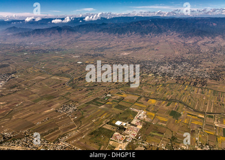 Vista aerea della Valle di Oaxaca Novembre 6, 2013 a Oaxaca, Messico Foto Stock