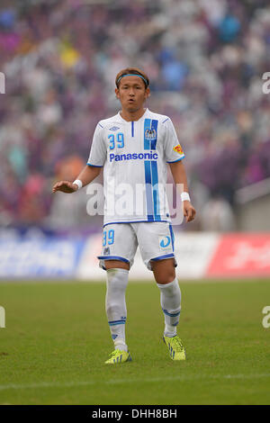 Kyoto, Giappone. Decimo Nov, 2013. Takashi Usami (Gamba) Calcio : 2013 J.League Division 2 corrispondenza tra Kyoto Sanga F.C 0-2 Gamba Osaka a Nishikyogoku Stadium di Kyoto, Giappone . © AFLO/Alamy Live News Foto Stock