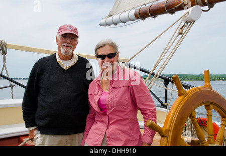 Patrimonio Schooner Windjammer barca a vela da Rockland Maine con famosi Capitani Douglas e Linda Lee proprietario Foto Stock