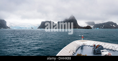 Vicino a Glacier Point Wild, elefante isola, a sud le isole Shetland, Penisola Antartica, Oceano Meridionale, Antartide Foto Stock