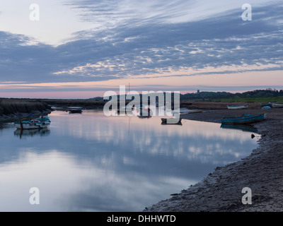 La mattina presto vista Morston Quay, Norfolk, Inghilterra Foto Stock