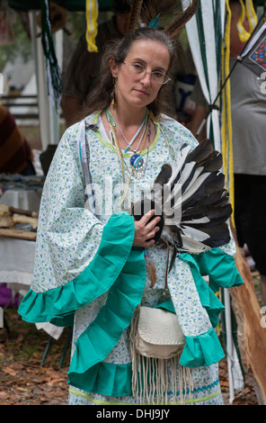 Nativo americano al Festival stato Oleno Park in North Florida. Foto Stock