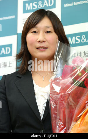 Tokyo, Giappone. Xii Nov, 2013. Yoshie Ueno Judo : una conferenza stampa annunciando Yoshie Ueno il pensionamento a Tokyo in Giappone . Credito: AFLO SPORT/Alamy Live News Foto Stock