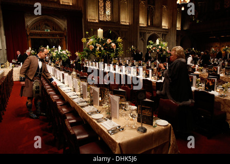 Gli ospiti arrivano al Signore sindaci banchetto al Guildhall in London, Gran Bretagna, 11 novembre 2013. Foto Stock