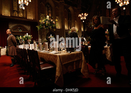 Gli ospiti arrivano al Signore sindaci banchetto al Guildhall in London, Gran Bretagna, 11 novembre 2013. Foto Stock