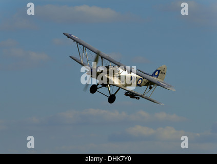 Hawker Hind vintage biplano RAF dalla collezione Shuttleworth battenti a Biggleswade.Ottobre battenti giorno 2013 Foto Stock