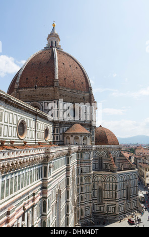 Facciata di Santa Maria del Fiore basilica di Firenze, Italia. Foto Stock