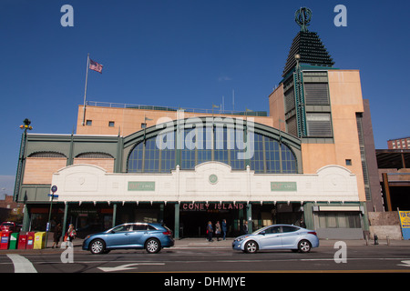 Coney Island Stillwell Avenue stazione, Brooklyn, New York City, Stati Uniti d'America. Foto Stock