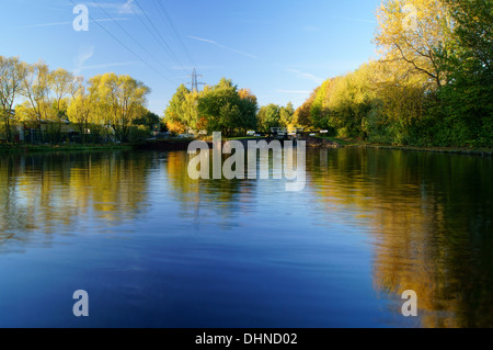 UK,South Yorkshire,Sheffield,Sheffield Canal vicino a Tinsley Marina Foto Stock