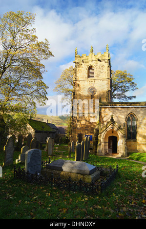 UK,Derbyshire,Peak District,Castleton,St Edmund la Chiesa Foto Stock