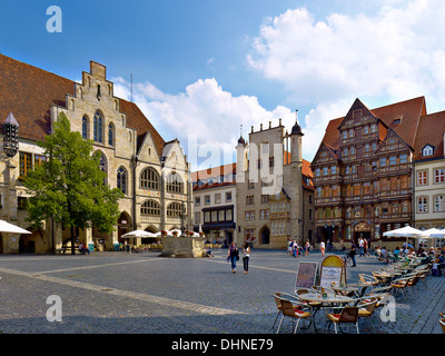 La piazza del mercato con il Municipio, il tempio e la casa Wedekindhaus, Hildesheim, Germania Foto Stock