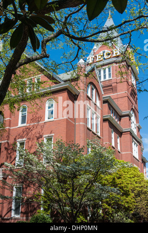 L'iconico edificio del Georgia Tech College of Sciences and Engineering ad Atlanta, Georgia. (USA) Foto Stock