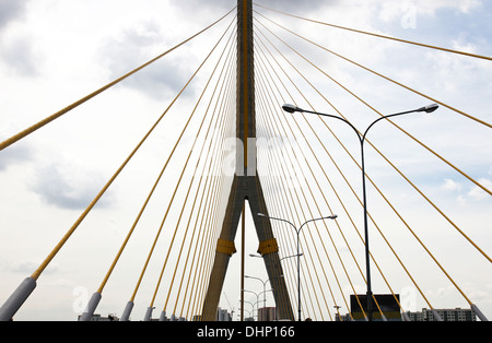 Mega sling Bridge,Rama 8, a Bangkok in Tailandia Foto Stock