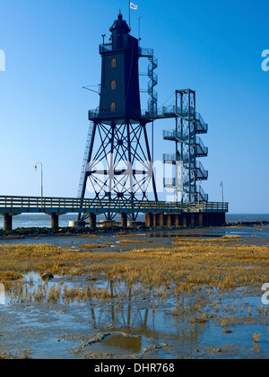 Obereversand faro del porto di Dorum / Neufeld a bassa marea, Bassa Sassonia, Germania Foto Stock