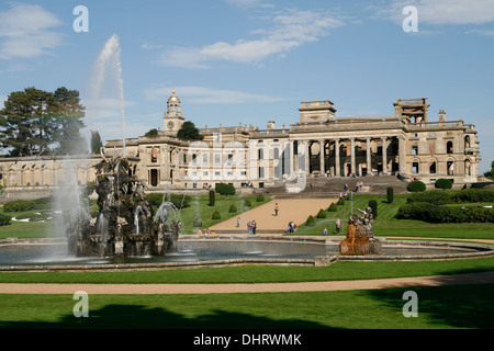 Corte Witley EH Perseo e Andromeda Fontana Grande Witley Worcestershire Inghilterra REGNO UNITO Foto Stock