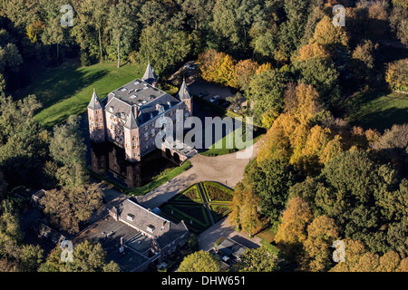 Paesi Bassi, Nederhorst den Berg, antenna. Castello chiamato De Nederhorst. Colori dell'autunno Foto Stock