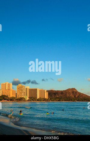 Stati Uniti d'America, Hawaii, Oahu, Honolulu e Waikiki Beach Foto Stock