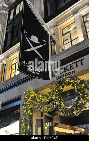 Regent Street, Londra, Regno Unito. Il 15 novembre 2013. Il nuovo Hackett flagship store su Regent Street, il suo più grande store di sempre. Credito: Matteo Chattle/Alamy Live News Foto Stock