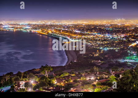 La costa del Pacifico di Los Angeles, California, come visto da Rancho Palos Verdes. Foto Stock