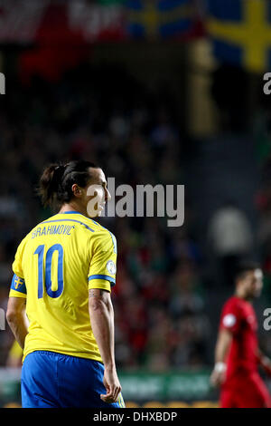 Lisbona, Portogallo. Xv Nov, 2013. Zlatan Ibrahimovic, Svezia in avanti durante la partita di calcio tra Portogallo e Sewden per la prima gamba del Play Off per 2014 FIFA World Cup Brasile, a Luz Stadium di Lisbona, Portogallo Credito: Azione Sport Plus/Alamy Live News Foto Stock