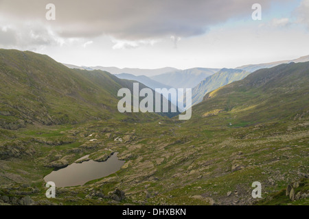 Valle del ghiacciaio in montagna Fagaras Foto Stock