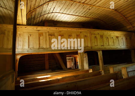 Il 'Lapp Chiesa' di Sodankylä è uno della Finlandia più antiche chiese di legno. È stato costruito di tronchi da lavoro locale nel 1689. Foto Stock