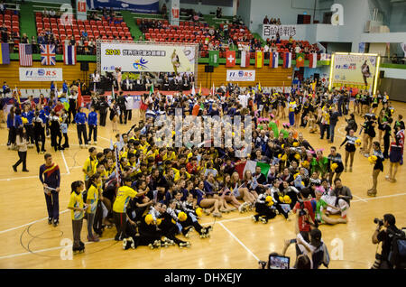 Taipei, Taiwan. Il 15 novembre 2013. Cerimonia di chiusura foto di gruppo. Credito: Gia To/Alamy Live News Foto Stock