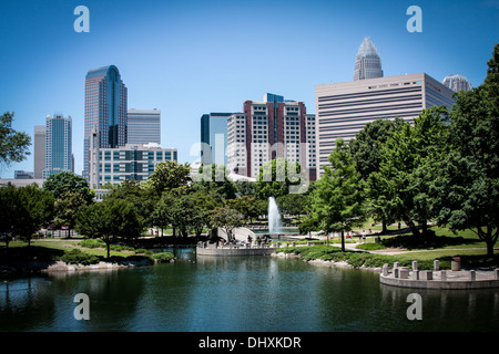 Charlotte Skyline dal Parco Marshall Foto Stock