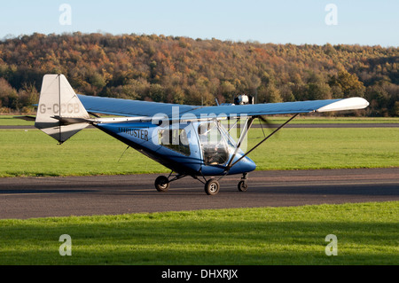 Spintore 2003 T600N 450 velivoli ultraleggeri (G-CCCB) a Wellesbourne Airfield, Warwickshire, Regno Unito Foto Stock