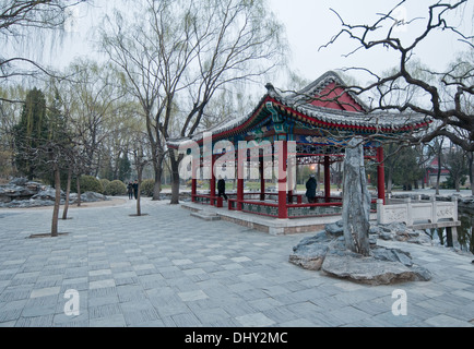 Ritan Park nella zona Jianguomen in Chaoyang District, Pechino, Cina Foto Stock