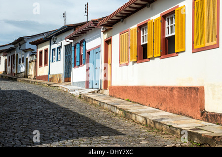 Mariana, colorate strade, Minas Gerais, Brasile Foto Stock