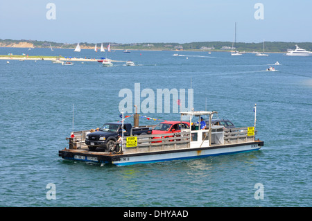 Traghetto da Edgartown a Chappaquiddick Island, Martha's Vineyard, Massachusetts, STATI UNITI D'AMERICA Foto Stock