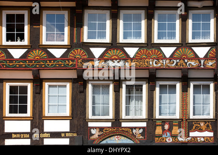 Semi-case con travi di legno in piazza del mercato, Einbeck, Bassa Sassonia, Germania, Europa Foto Stock