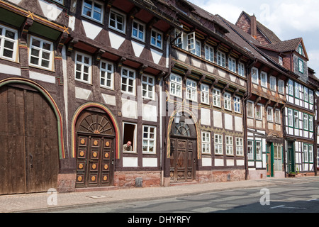 Semi-case con travi di legno in piazza del mercato, Einbeck, Bassa Sassonia, Germania, Europa Foto Stock