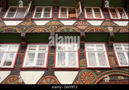 Semi-case con travi di legno in piazza del mercato, Einbeck, Bassa Sassonia, Germania, Europa Foto Stock