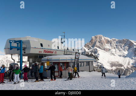 Tognola ski lift, San Martino di Castrozza, Dolomiti. Foto Stock