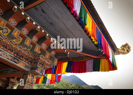 Il Bhutan, Thimpu Dzong, Tsechu annuale, riccamente decorate dipinte dell abate balcone Foto Stock